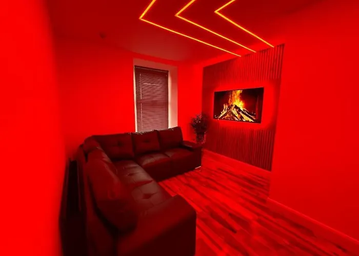 Luxury Hot Tub Retreat Derry City