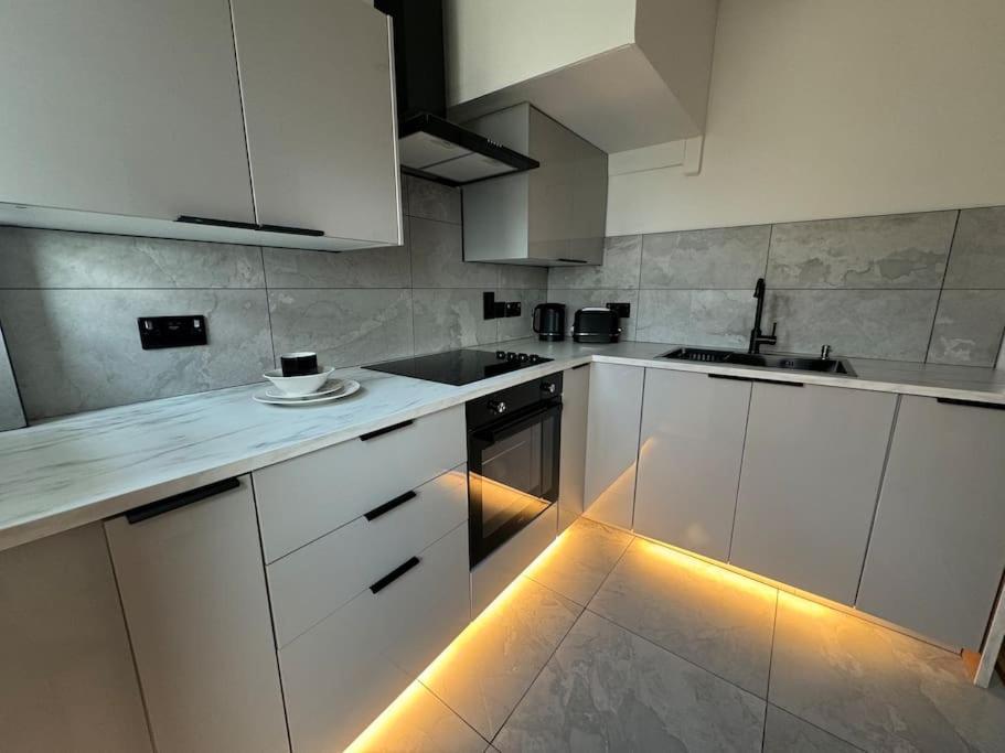 Luxury Hot Tub Retreat * Londonderry